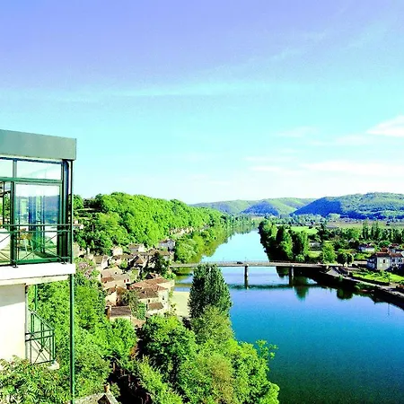 Bellevue 3* Puy-l'Eveque
